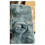 Aqua Toilet Seat Cover And Bath Rug