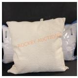 Zero Flat Pillow K & Throw Pillow