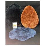 3 Bath Lid Covers & Bath Rug