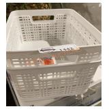 2ct. Plastic Weave Baskets