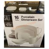 16pc. Porcelain Dinnerware Set