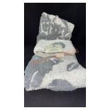 2ct Bee&Willow Home Bath Rug