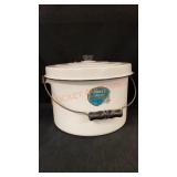 Jones Diaper Pail Never Usef