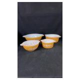 4 Pc Set Pyrex Bowls