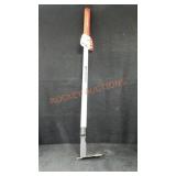 Corona Raised Bed Hoe 37"