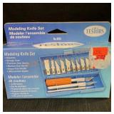 Testers Modeling Knife Set
