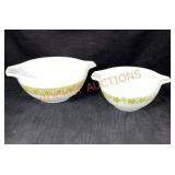 2 Pyrex Bowls 6"& 7 1/2"