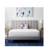 Upholstered Tufted Queen Size Platform Bed