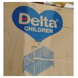 Delta 4-in-1 Convertible Crib