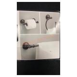 Delta 3pc. Bath Hardware Set