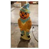 32" Pumpkin Scarecrow