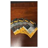 5pks. Dewalt 80grit. Sandpaper