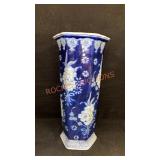 \0[16" Umbrella Stand, Large Vase
