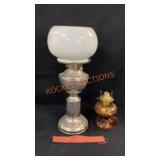 2 Kerosene Lights Gl Finger & Metal