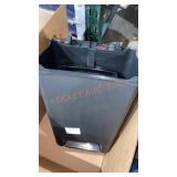 12.4gal. Trash Can
