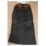 Vintage Winter Coat W/mink Collar