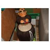 Miscellaneous Themed Items & Cookie Jar