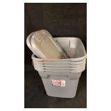 5 Sterilite Totes/ 3 Lids
