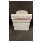 6 Sterilite Totes / 3 Lids 12 1/2"x 20" Sold as