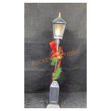 22" Lighted Lamppost