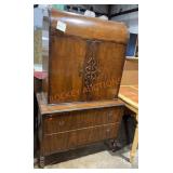 Antique Bonnet Top Dresser