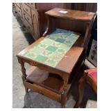 Pennsylvania House End Stand. Vintage. Good