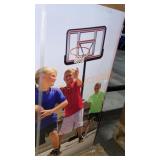 44? Lifetime Portable Basketball System