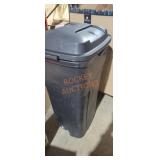 Rubbermaid trash can