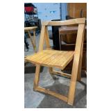 Foldable Wooden Chair