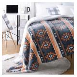 Amazon Basics blanket