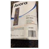 Avora area rug 2.10x 7