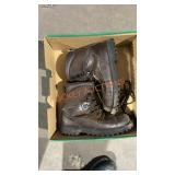 Golden retriever footware Mens no size