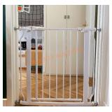BalanceFrom Easy Walk-Thru Safety Gate