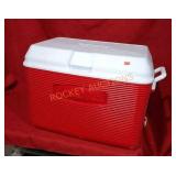 Rubbermaid Cooler & Popcorn Machine