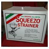 Original All Metal Squeezo Strainer