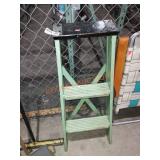 2 Step Ladder