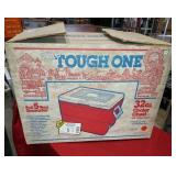 Vintage 32qt Cooler Chest