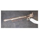 Vintage Nail Puller The Crown