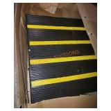 Rubber curb ramp