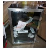 FRIGIDAIRE Refrigerator