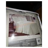 Ruffle Skirt Bedspread