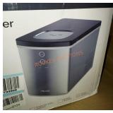 Compact Ice Maker