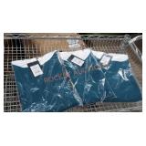 Size medium shirts. 3x the bid