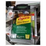 Vigoro planter brackets. 12x the bid!