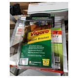 Vigoro planter brackets.