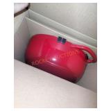 Lodge cast iron Dutch oven