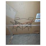 Table and chairs set