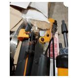 FISKARS Heavy-Duty Pole Saw