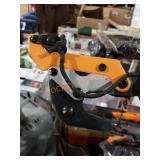 FISKARS Branch Trimmer