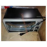 Black and Decker toaster oven